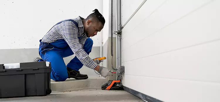 Expert Solutions for Every Garage Lock Need in Kissimmee, FL
